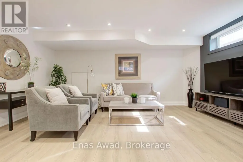164 MAURICE DRIVE