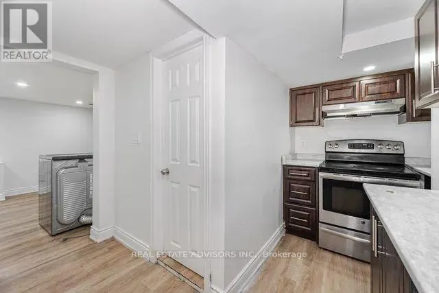 4 PARKEND AVENUE