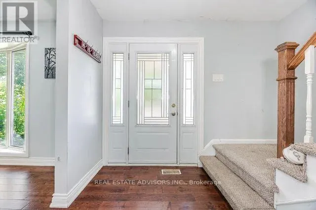 4 PARKEND AVENUE