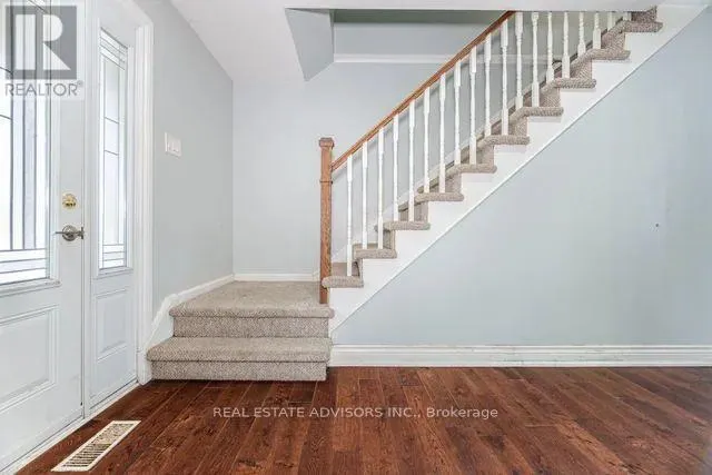 4 PARKEND AVENUE