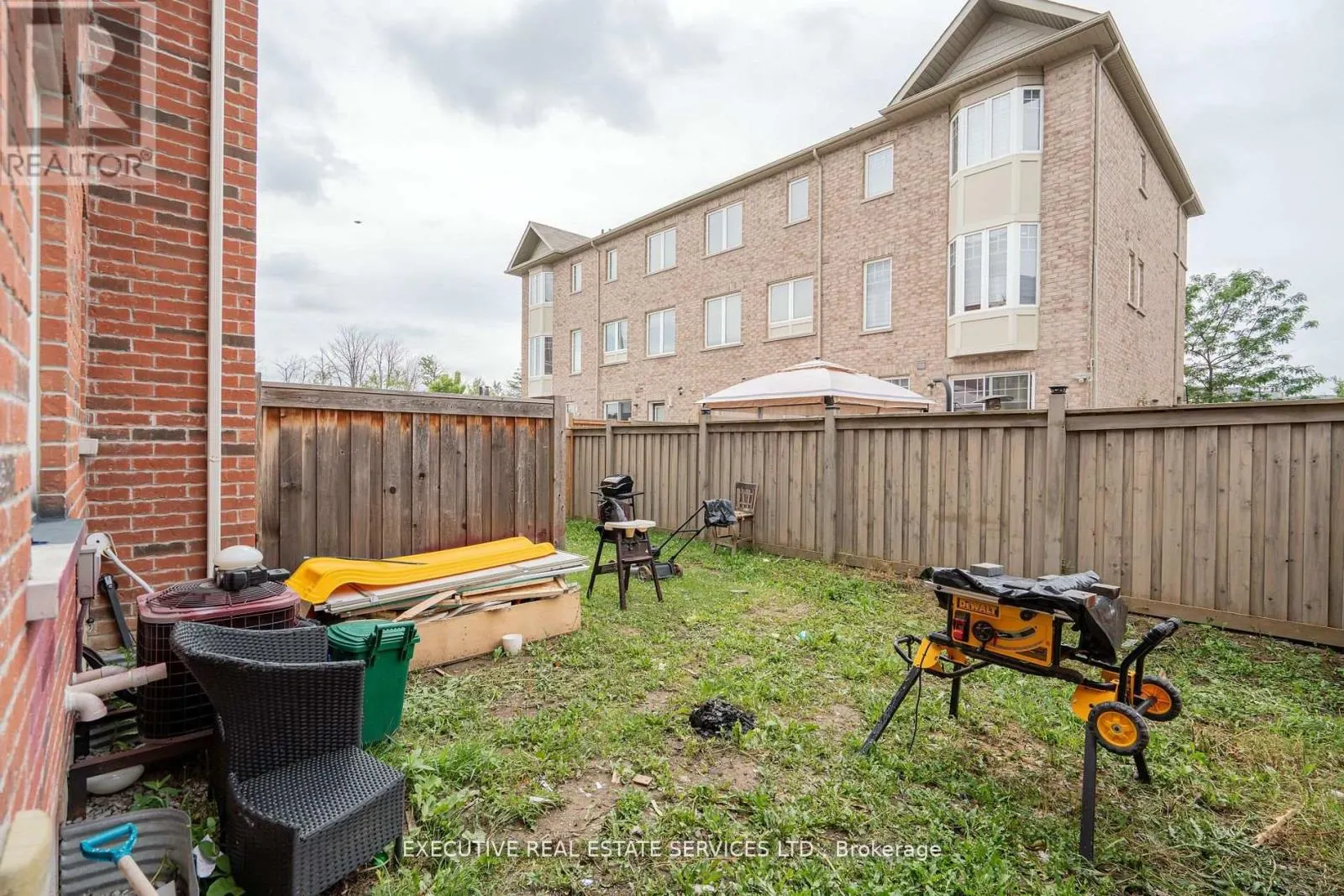 5 SPRUCEWOOD ROAD