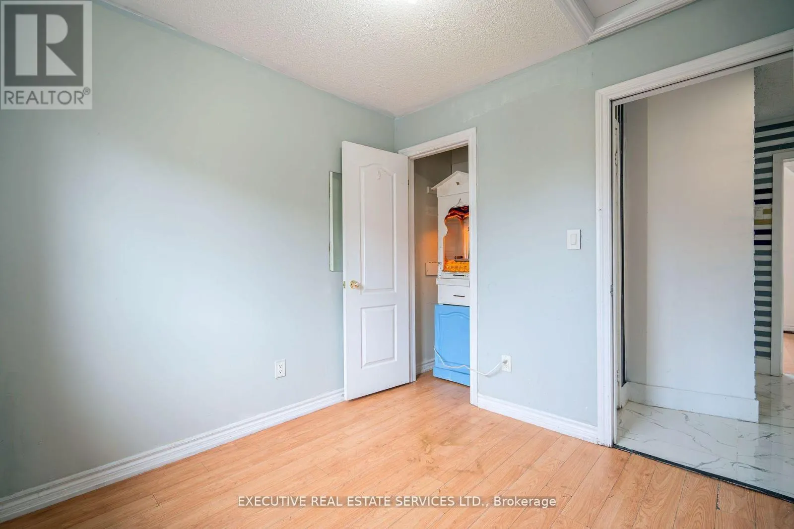 5 SPRUCEWOOD ROAD