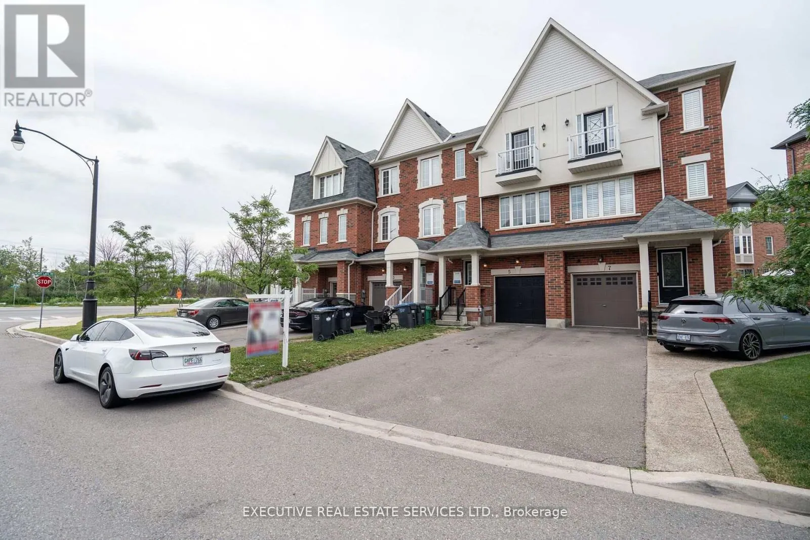 5 SPRUCEWOOD ROAD