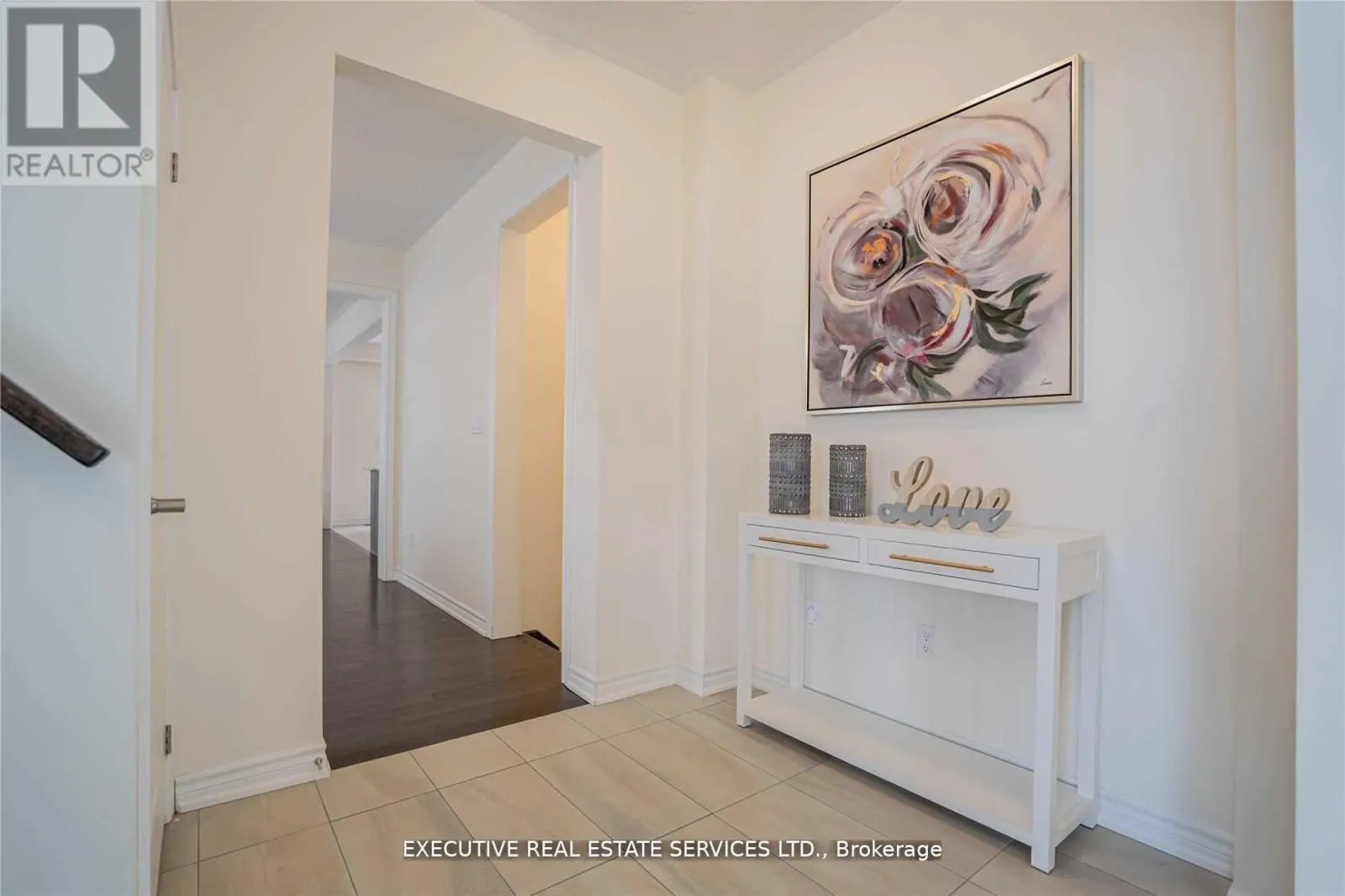 2 THORNVALLEY TERRACE
