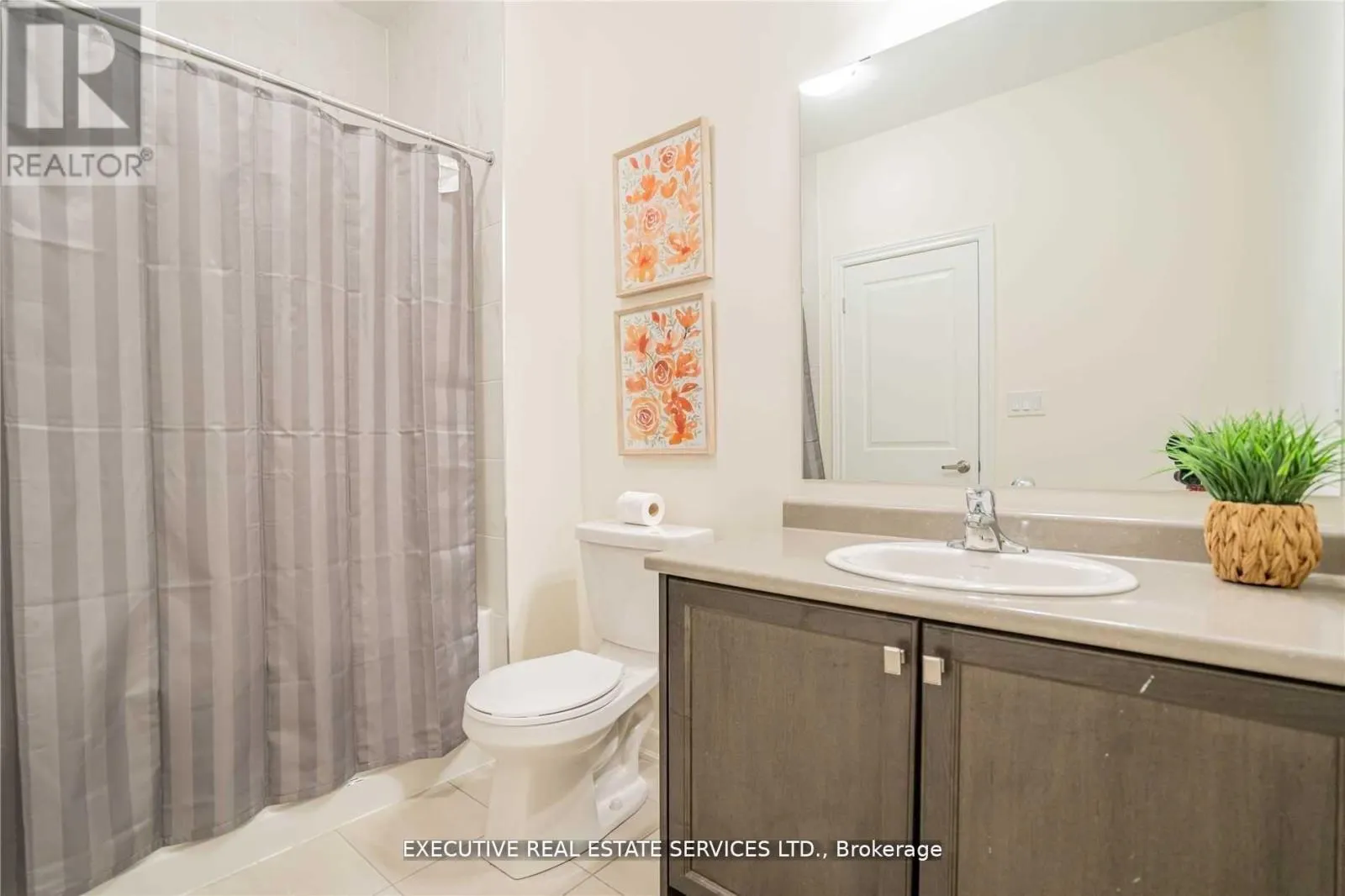 2 THORNVALLEY TERRACE