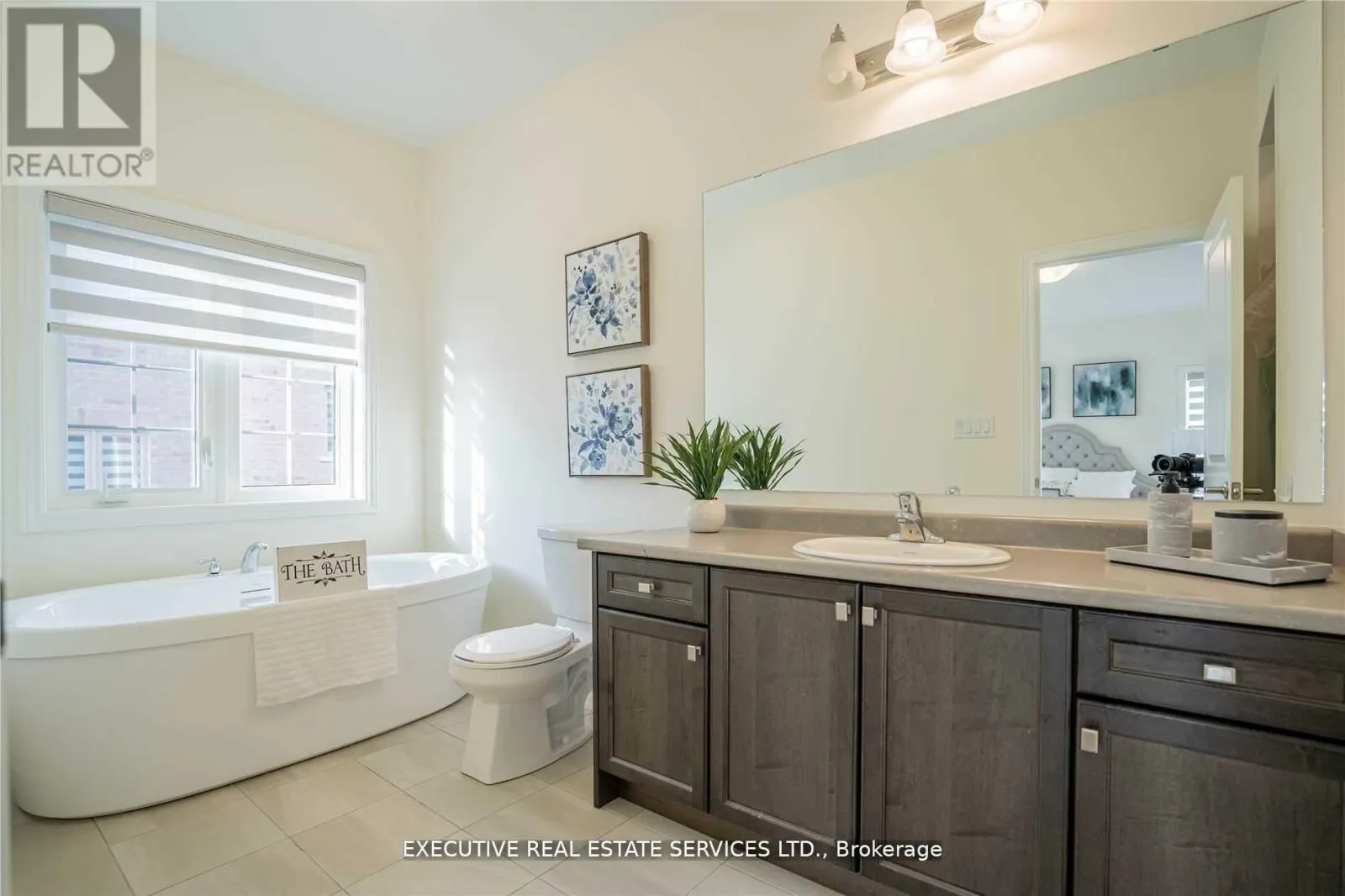 2 THORNVALLEY TERRACE