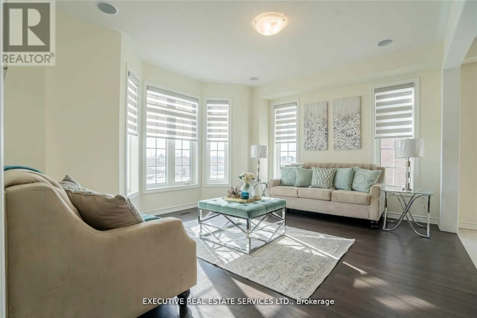 2 THORNVALLEY TERRACE