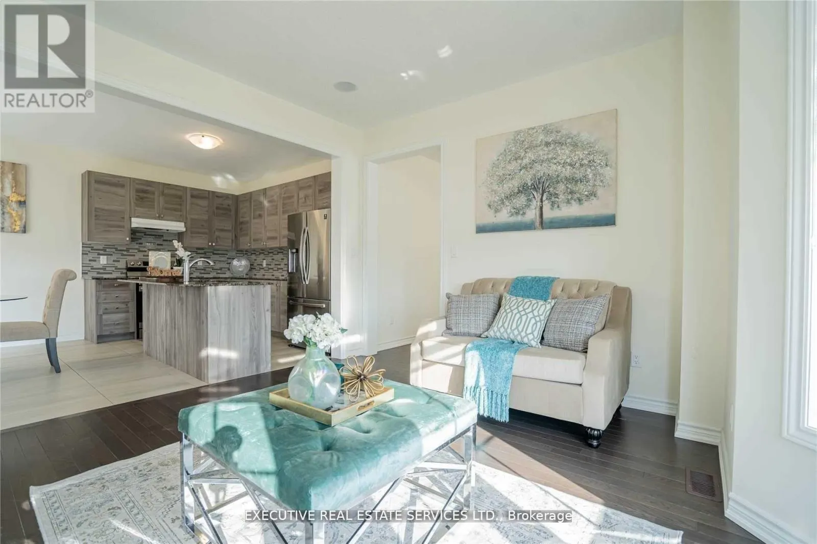 2 THORNVALLEY TERRACE