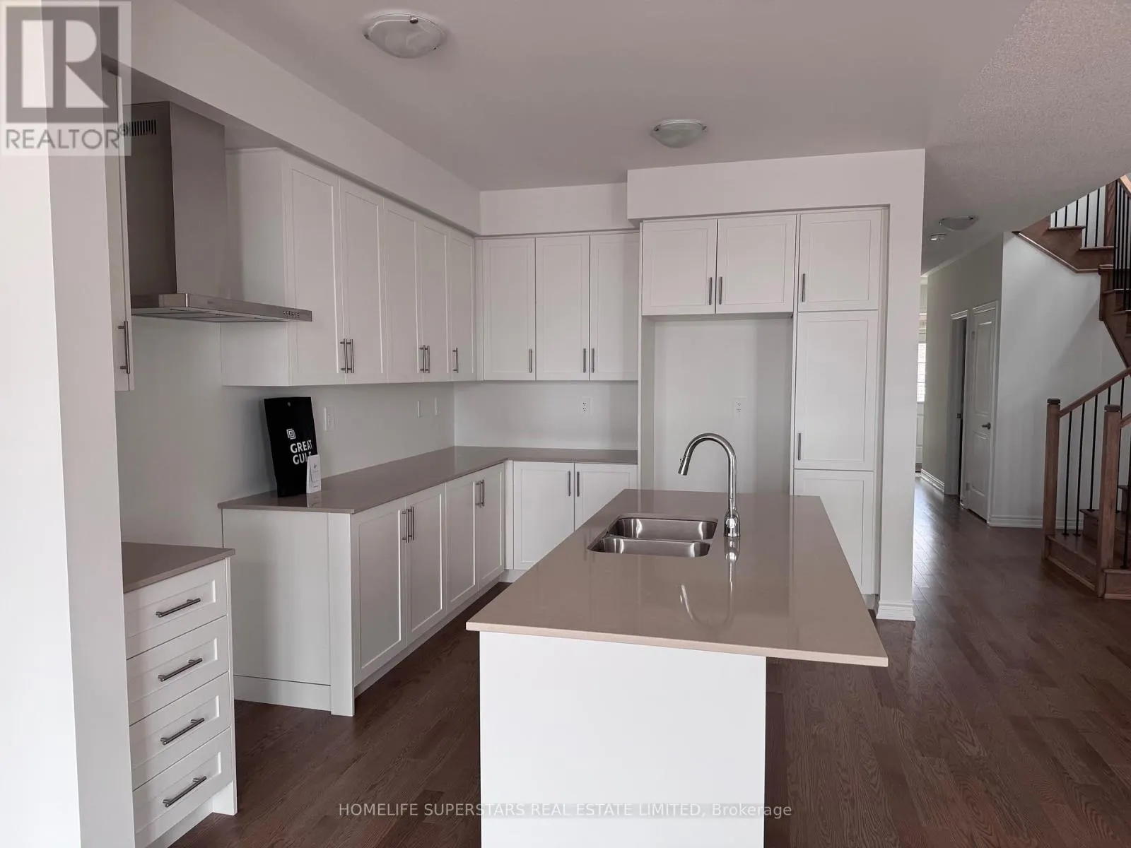 291 BERGAMOT AVENUE
