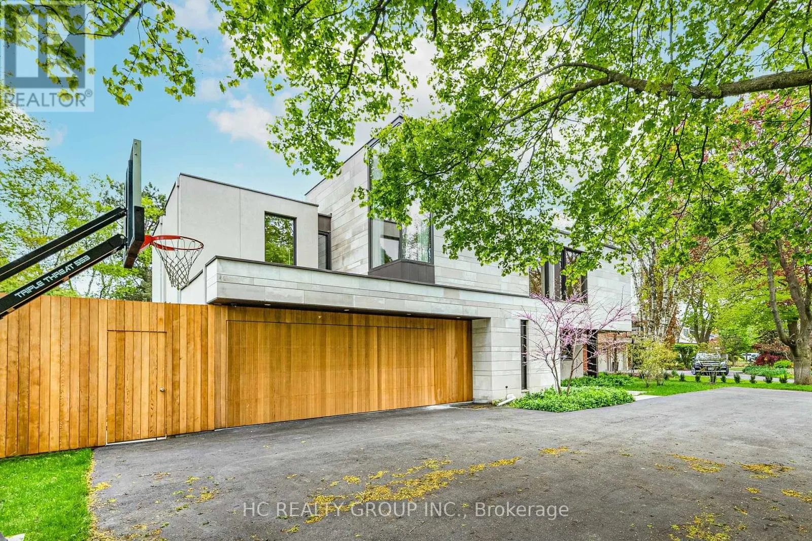 1336 HILLHURST ROAD