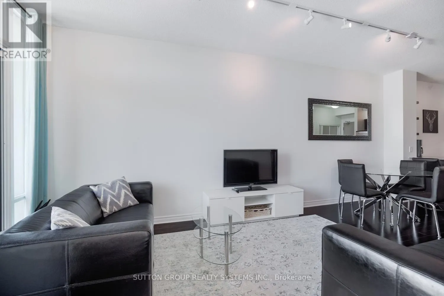 1107 - 3525 KARIYA DRIVE