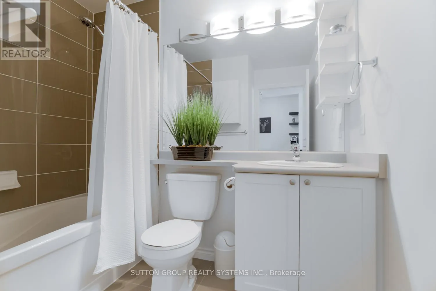 1107 - 3525 KARIYA DRIVE