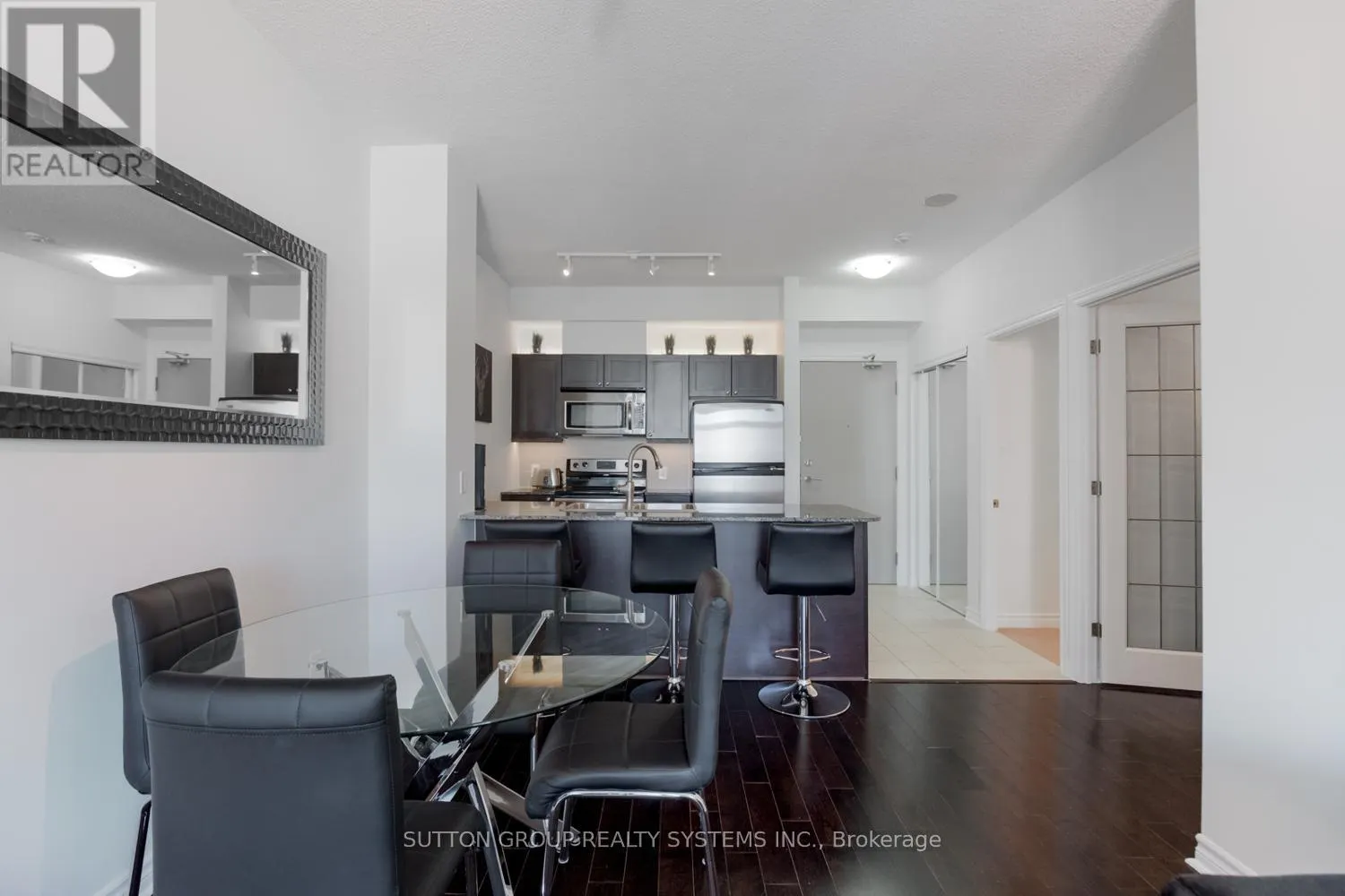 1107 - 3525 KARIYA DRIVE