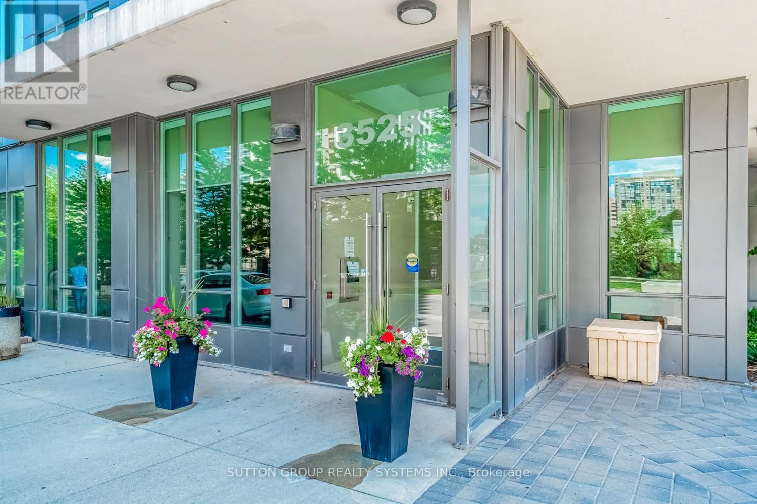 1107 - 3525 KARIYA DRIVE