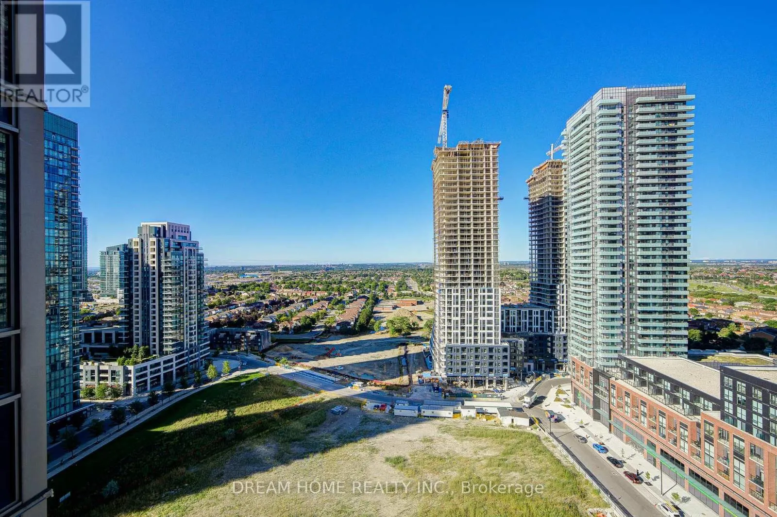 2004 - 388 PRINCE OF WALES DRIVE