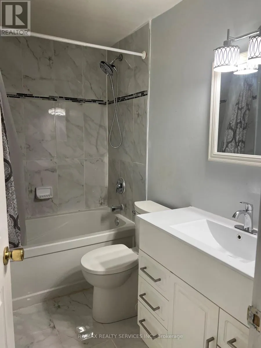 49 - 93 HANSEN ROAD N