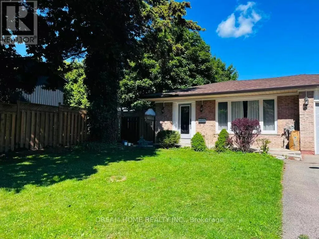 LOWER - 367 YALE CRESCENT
