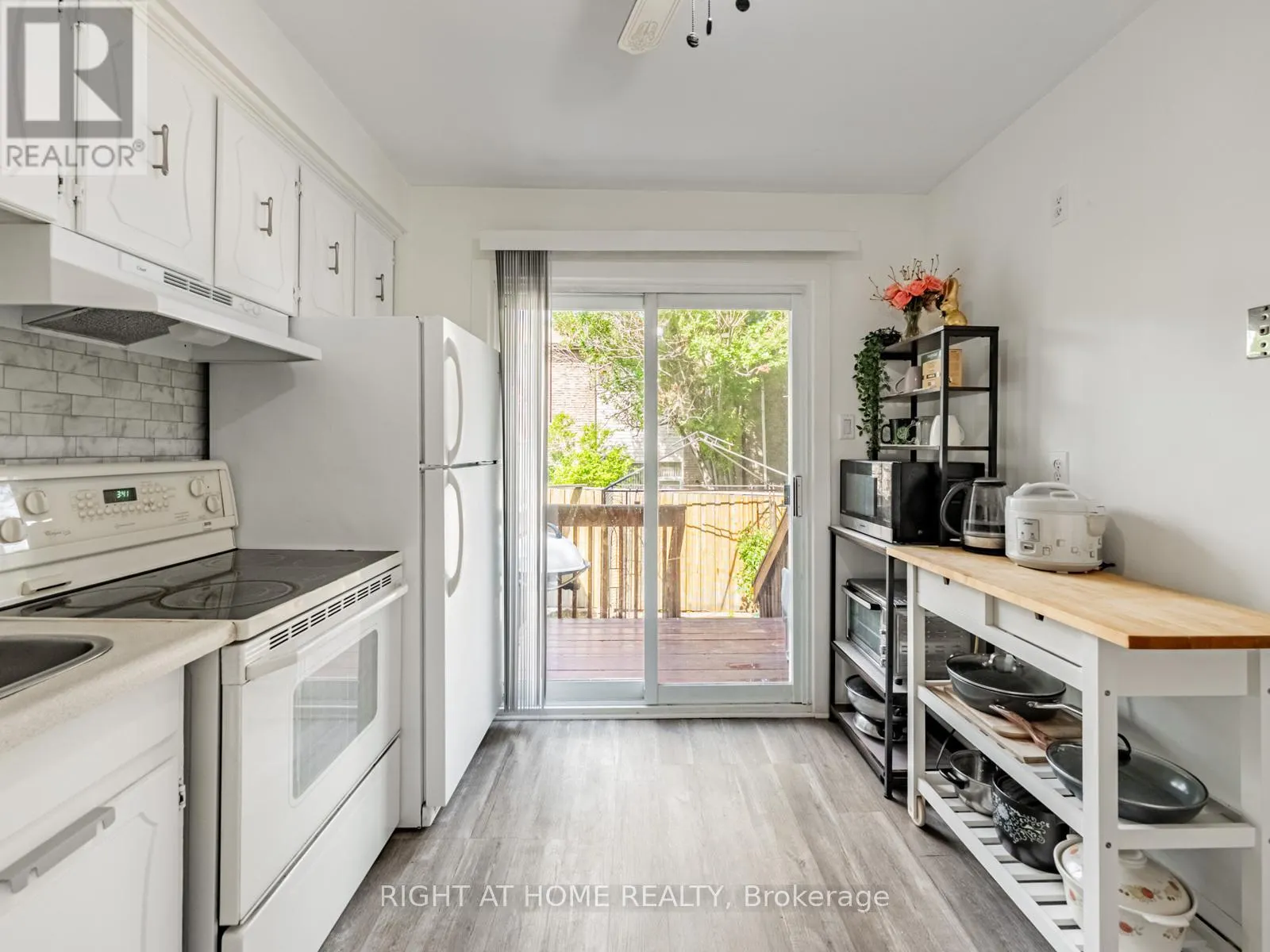 9 - 2380 BROMSGROVE ROAD SW