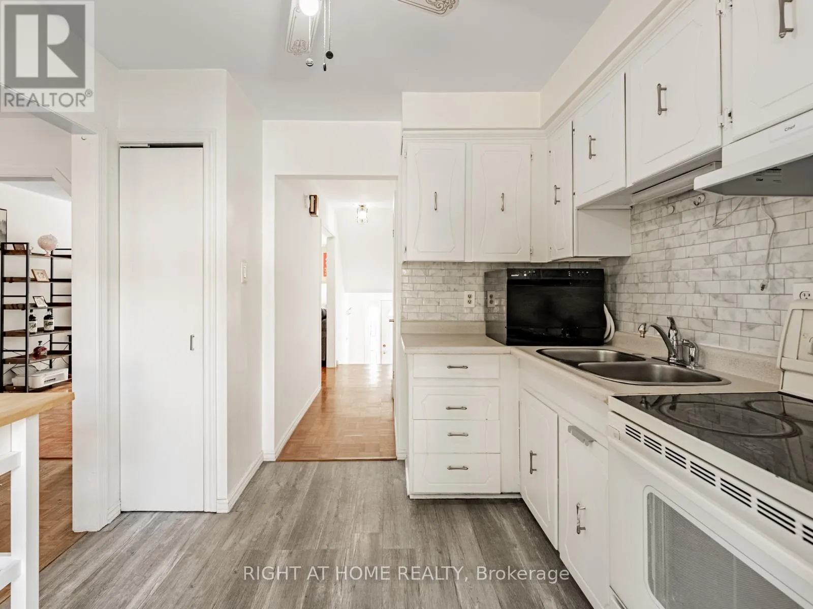 9 - 2380 BROMSGROVE ROAD SW