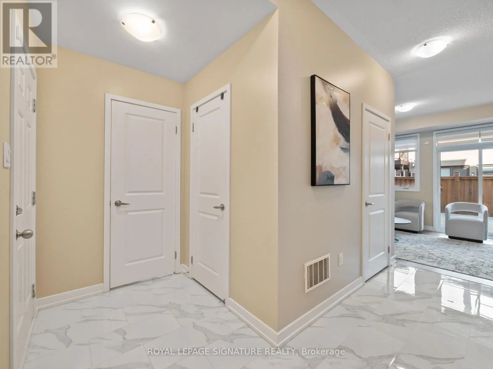 217 HUGUENOT ROAD