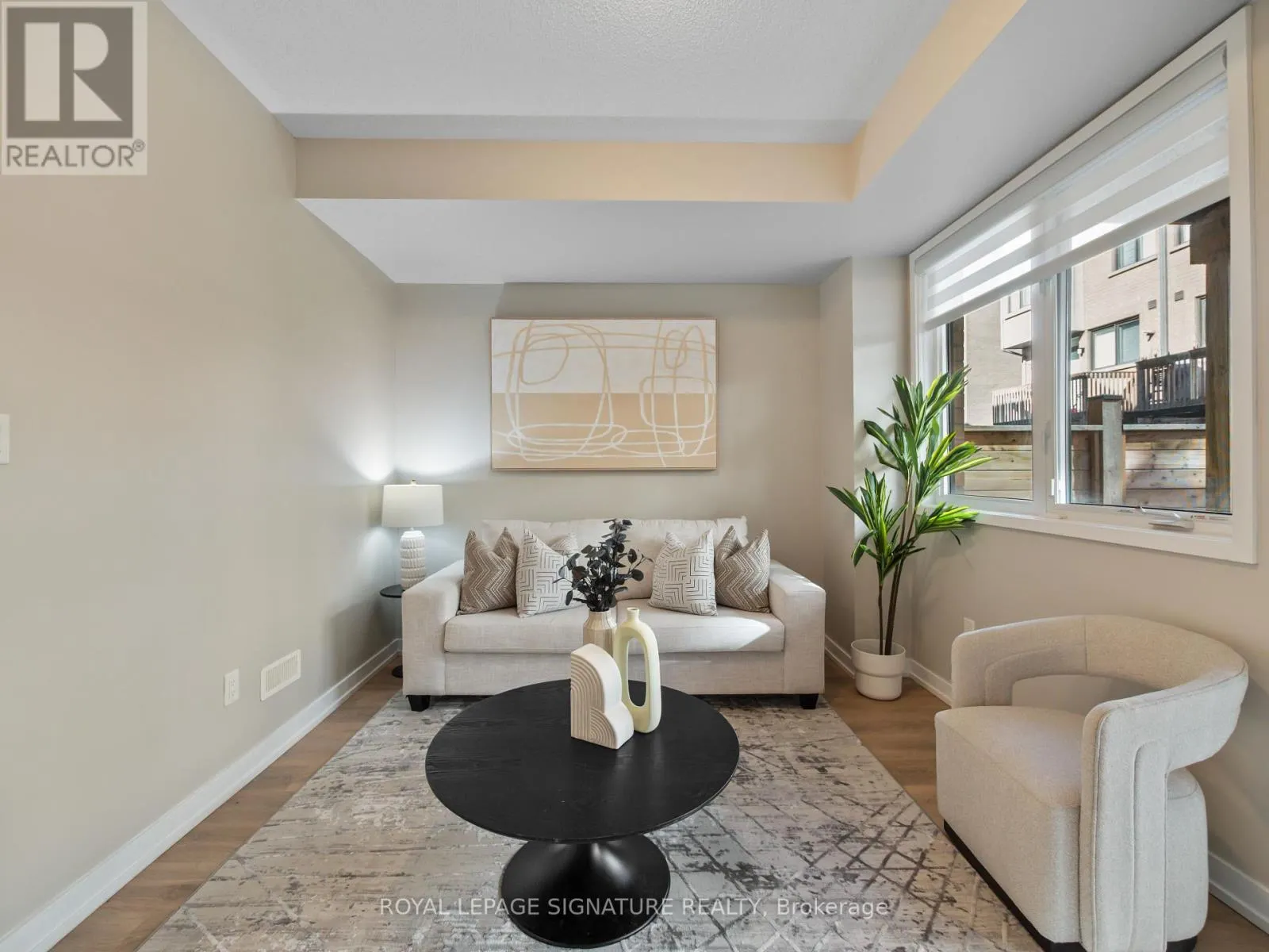 217 HUGUENOT ROAD