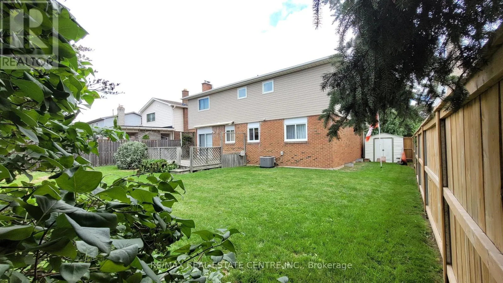 917 MAPLE AVENUE
