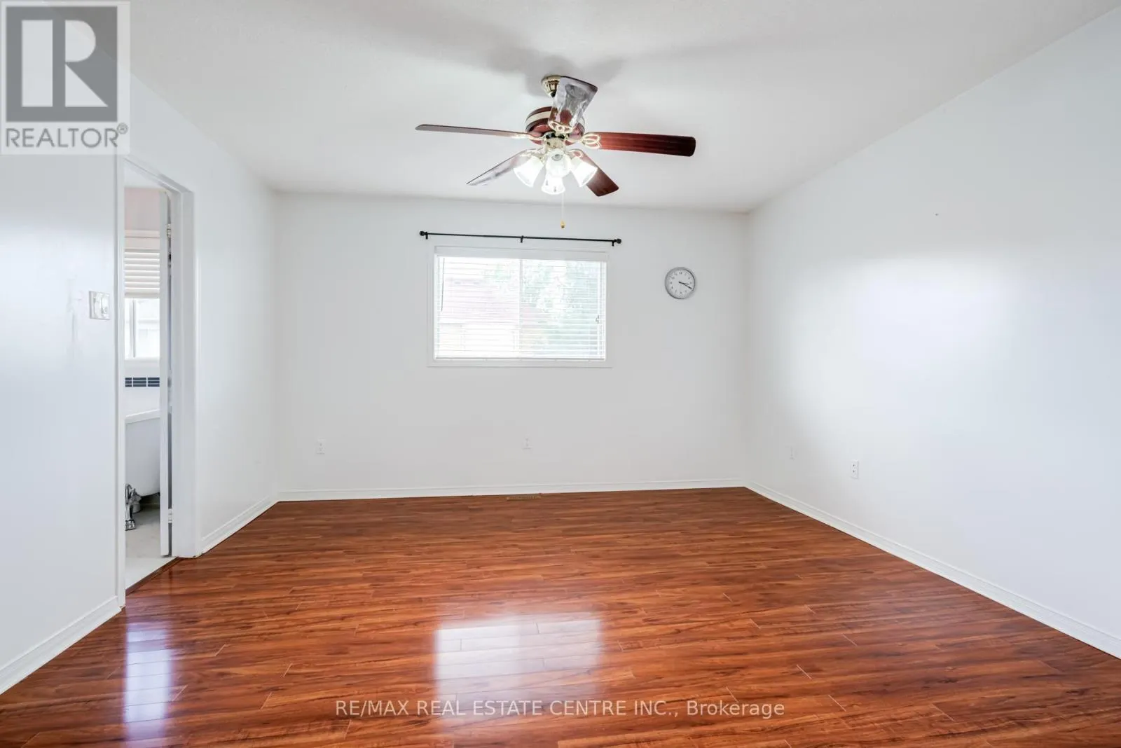 18 RICHWOOD CRESCENT