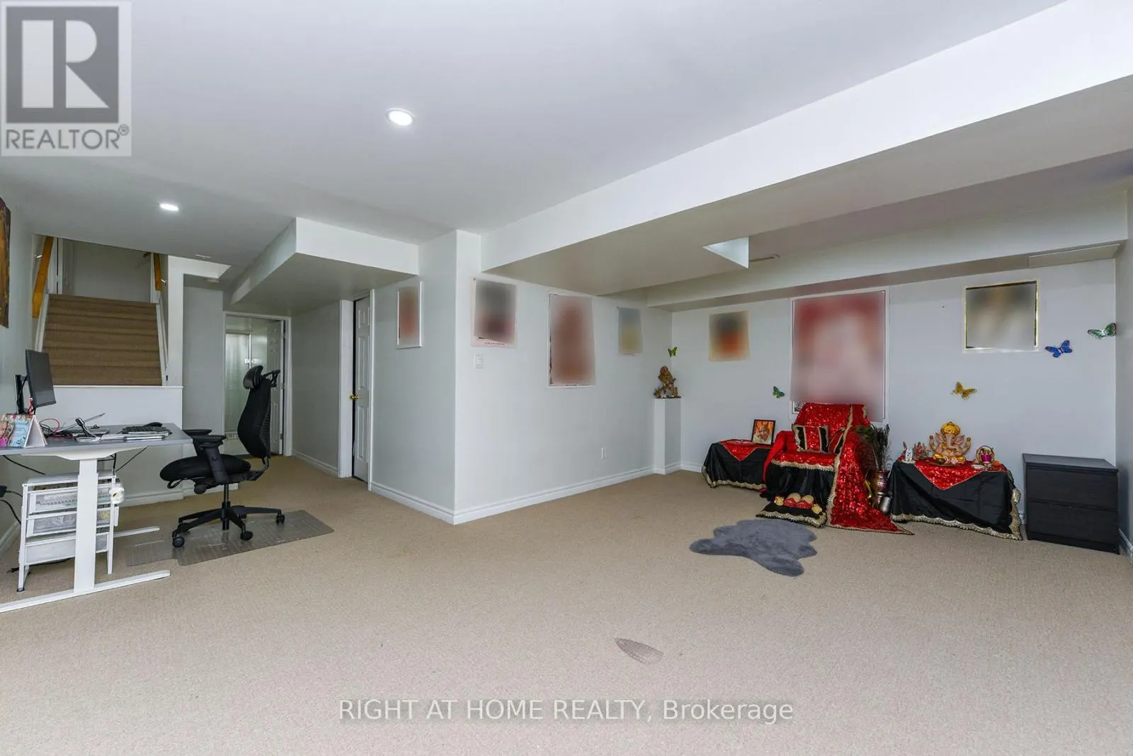 3 - 1551 REEVES GATE