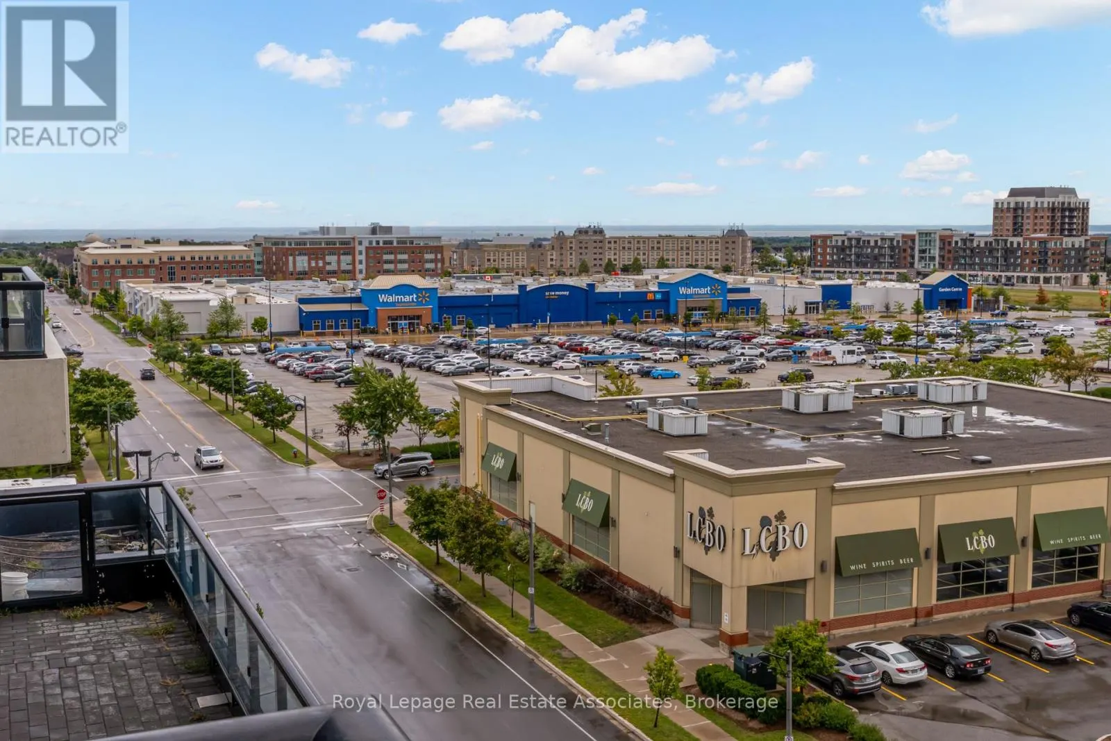 607 - 2481 TAUNTON ROAD