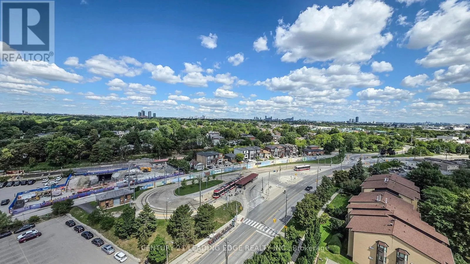 1611 - 3845 LAKE SHORE BOULEVARD W