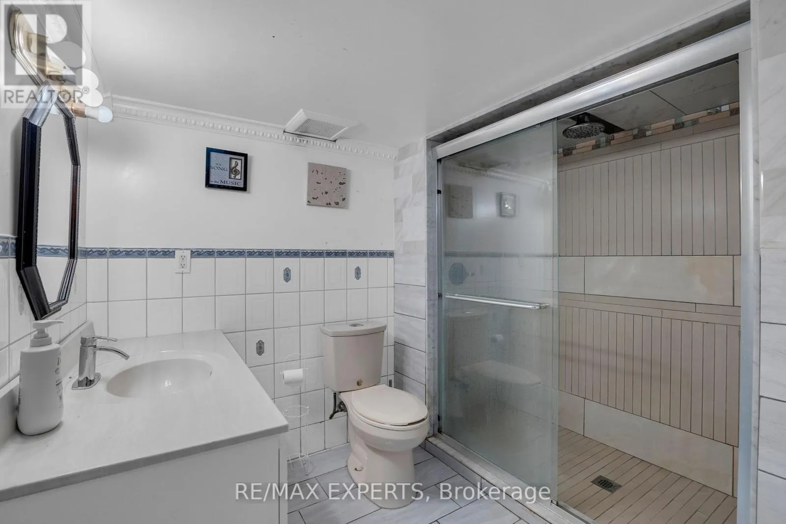 35 DUFFIELD ROAD N