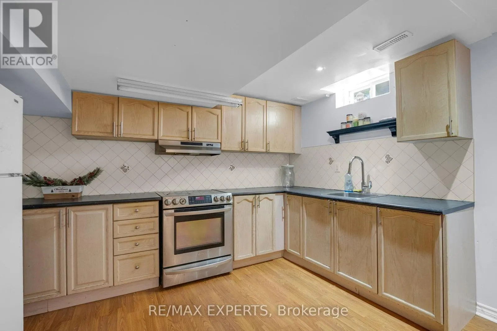 35 DUFFIELD ROAD N