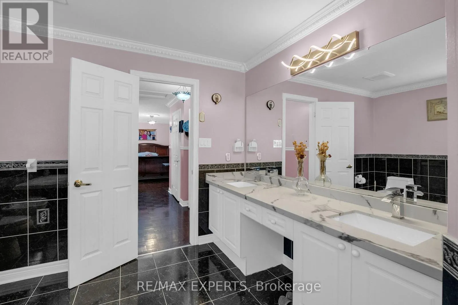 35 DUFFIELD ROAD N