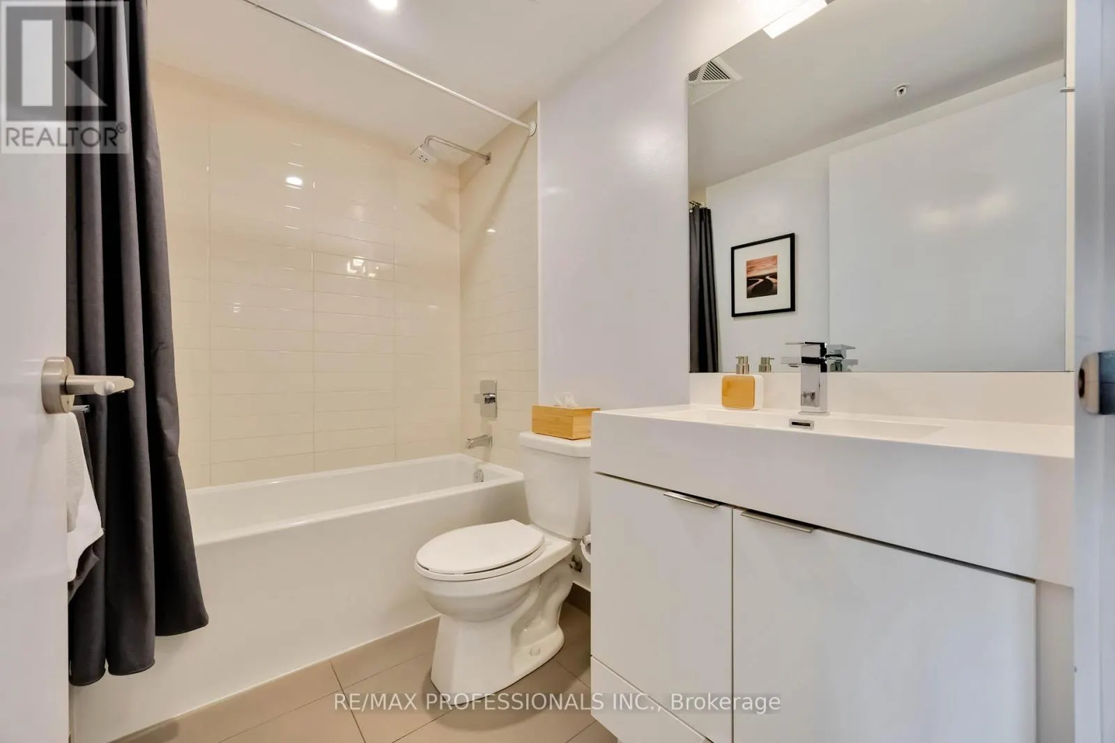 1310 - 20 THOMAS RILEY ROAD W