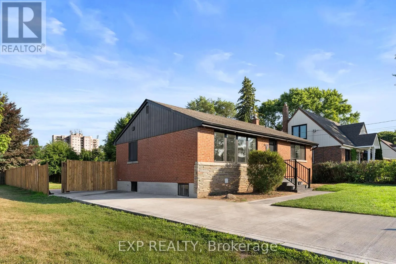 686 WICKENS AVENUE