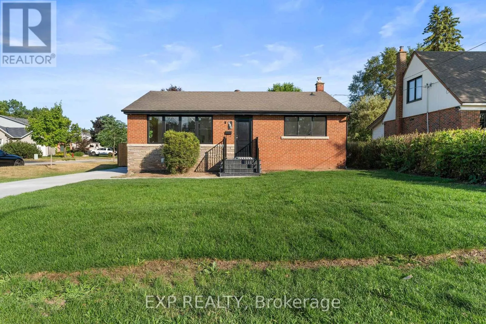 686 WICKENS AVENUE