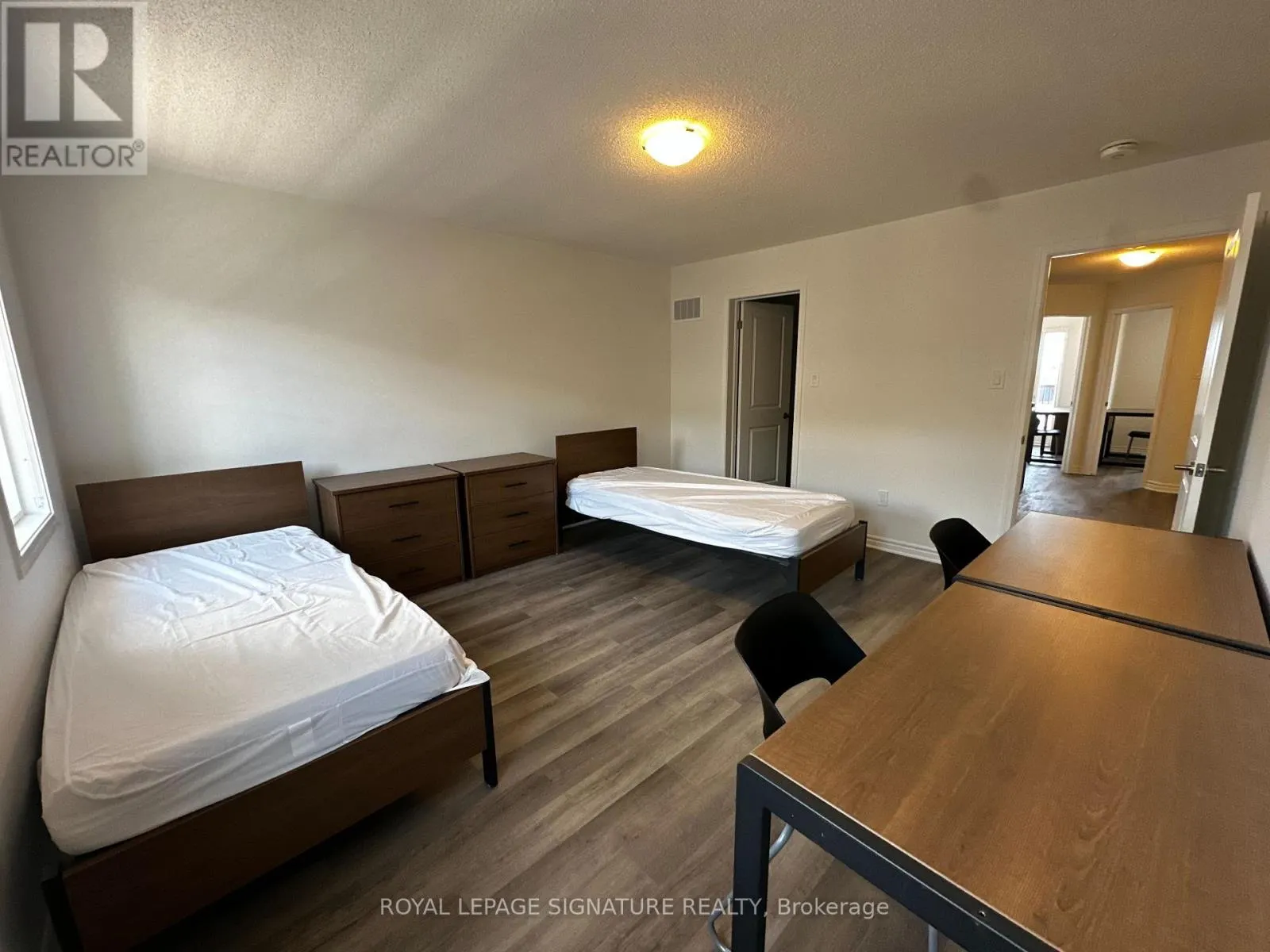 14 - 1259 LILY CRESCENT