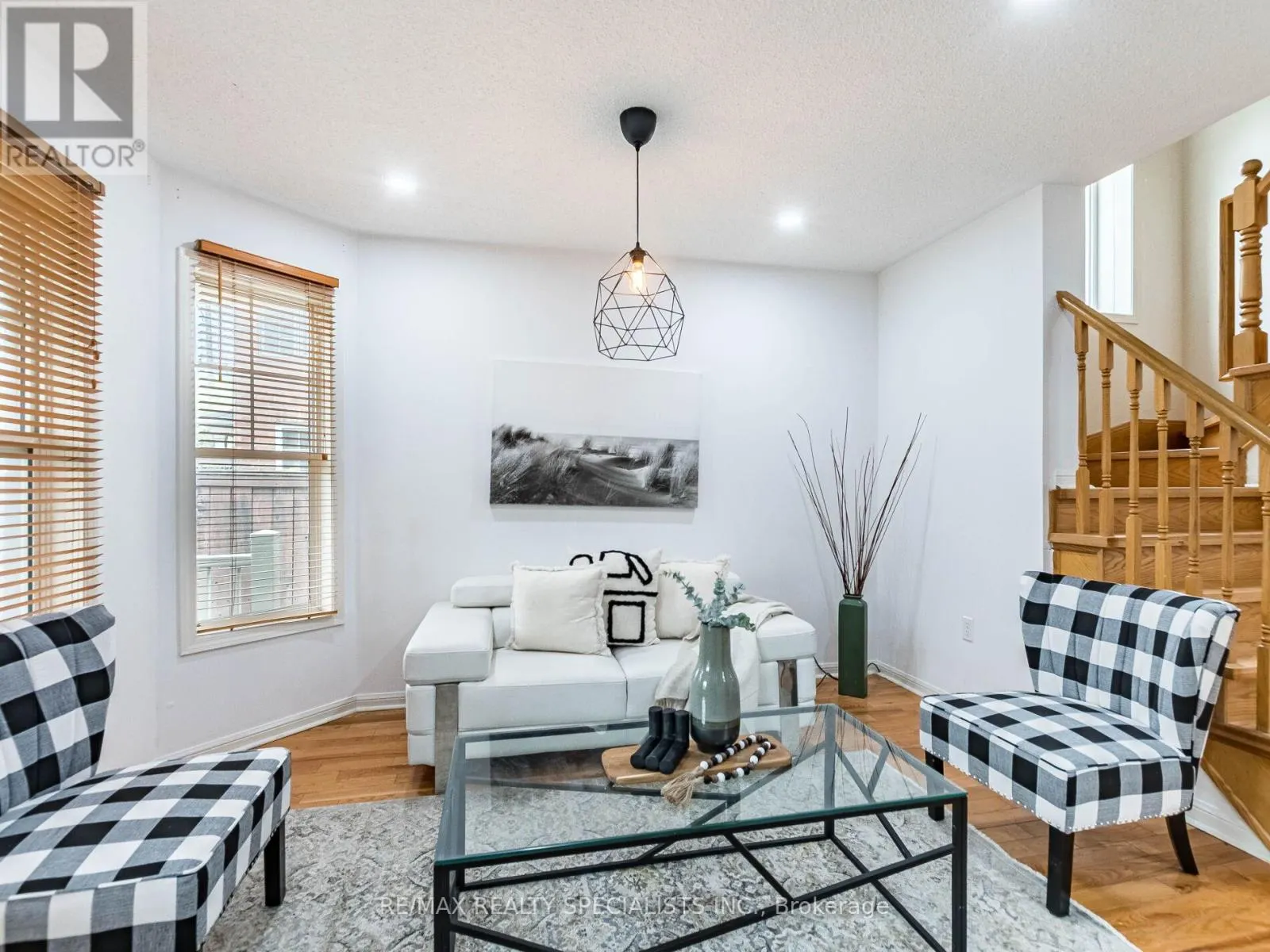 105 DECKER HOLLOW CIRCLE