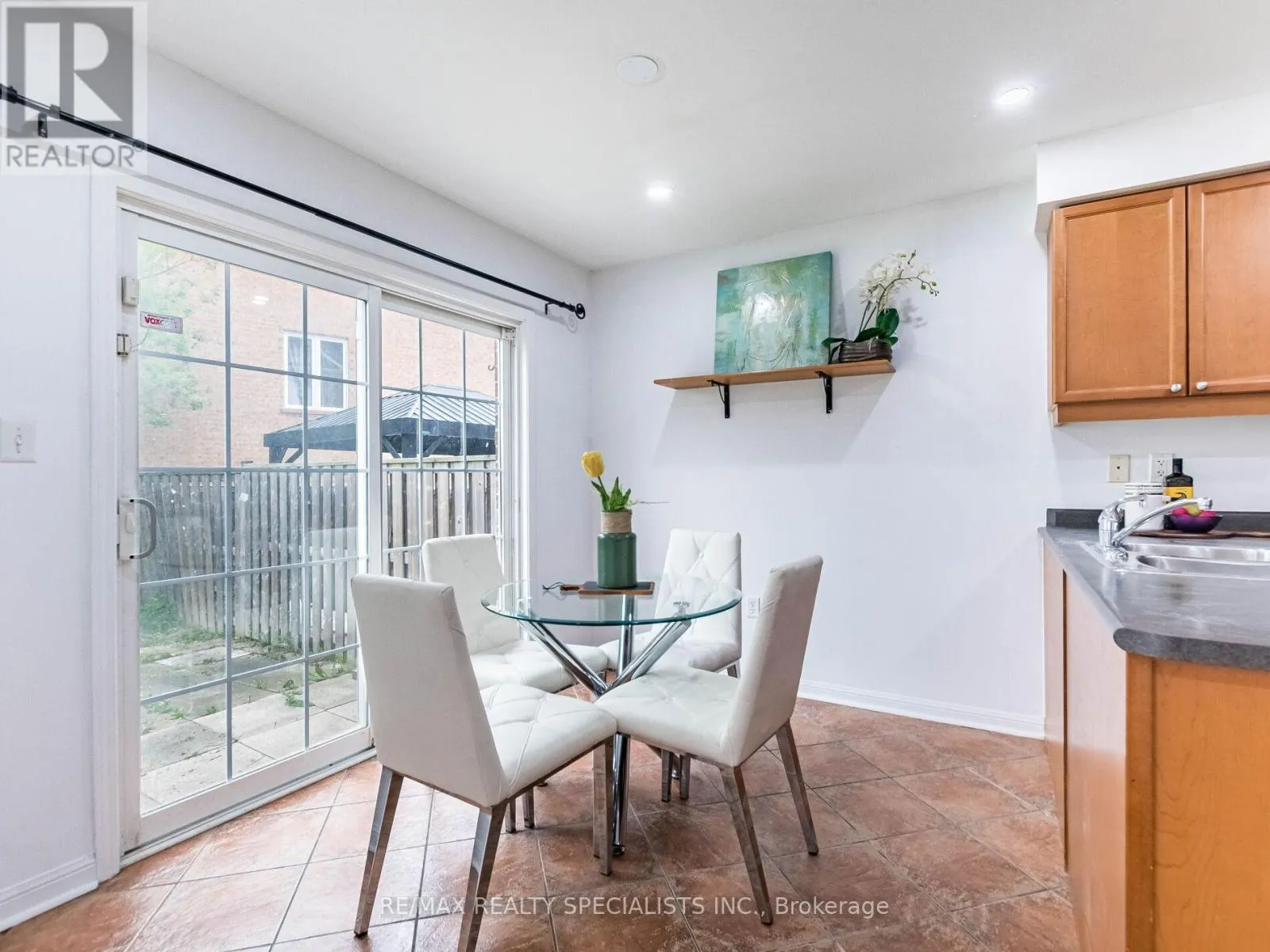105 DECKER HOLLOW CIRCLE