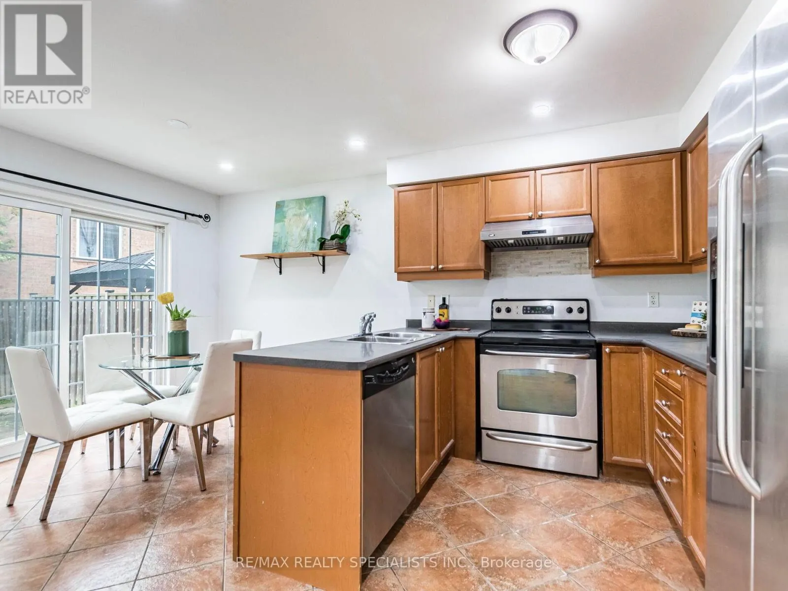 105 DECKER HOLLOW CIRCLE