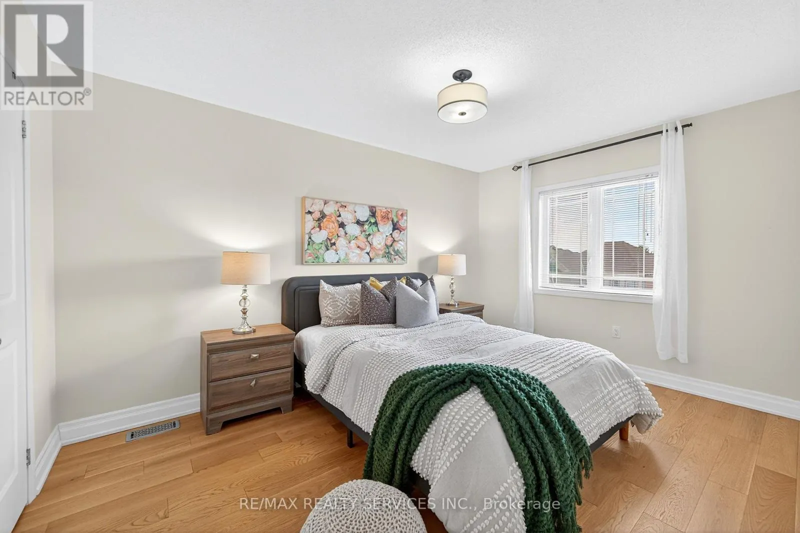 7 ALNWICK AVENUE