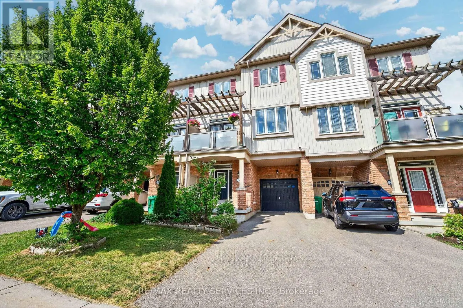 7 ALNWICK AVENUE