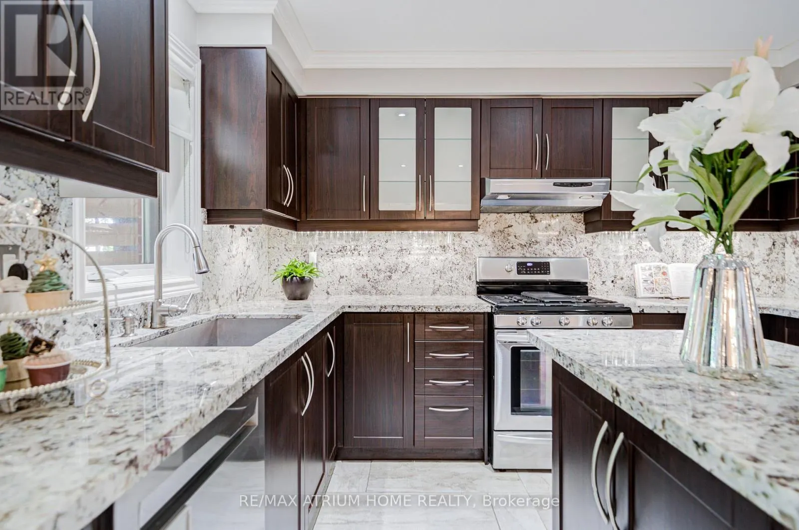 2095 GRAND RAVINE DRIVE