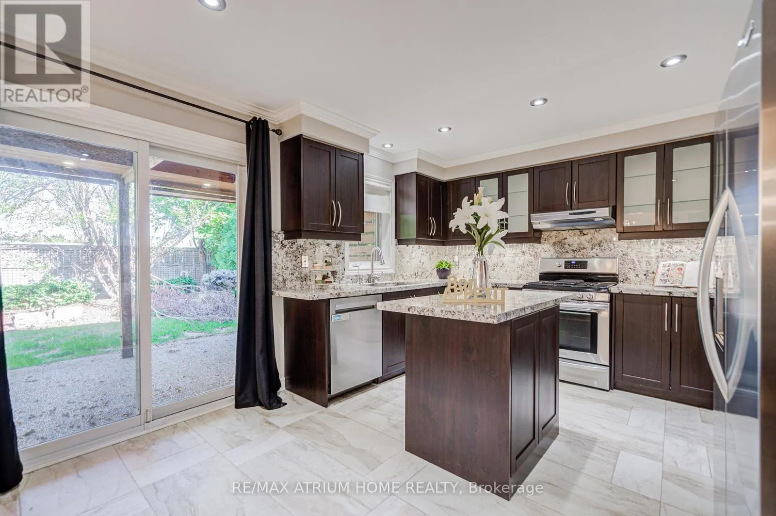 2095 GRAND RAVINE DRIVE