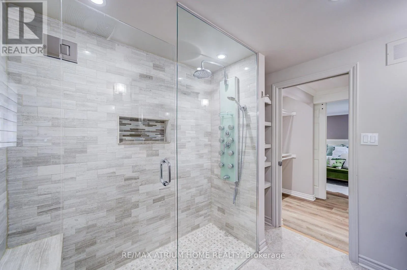 2095 GRAND RAVINE DRIVE