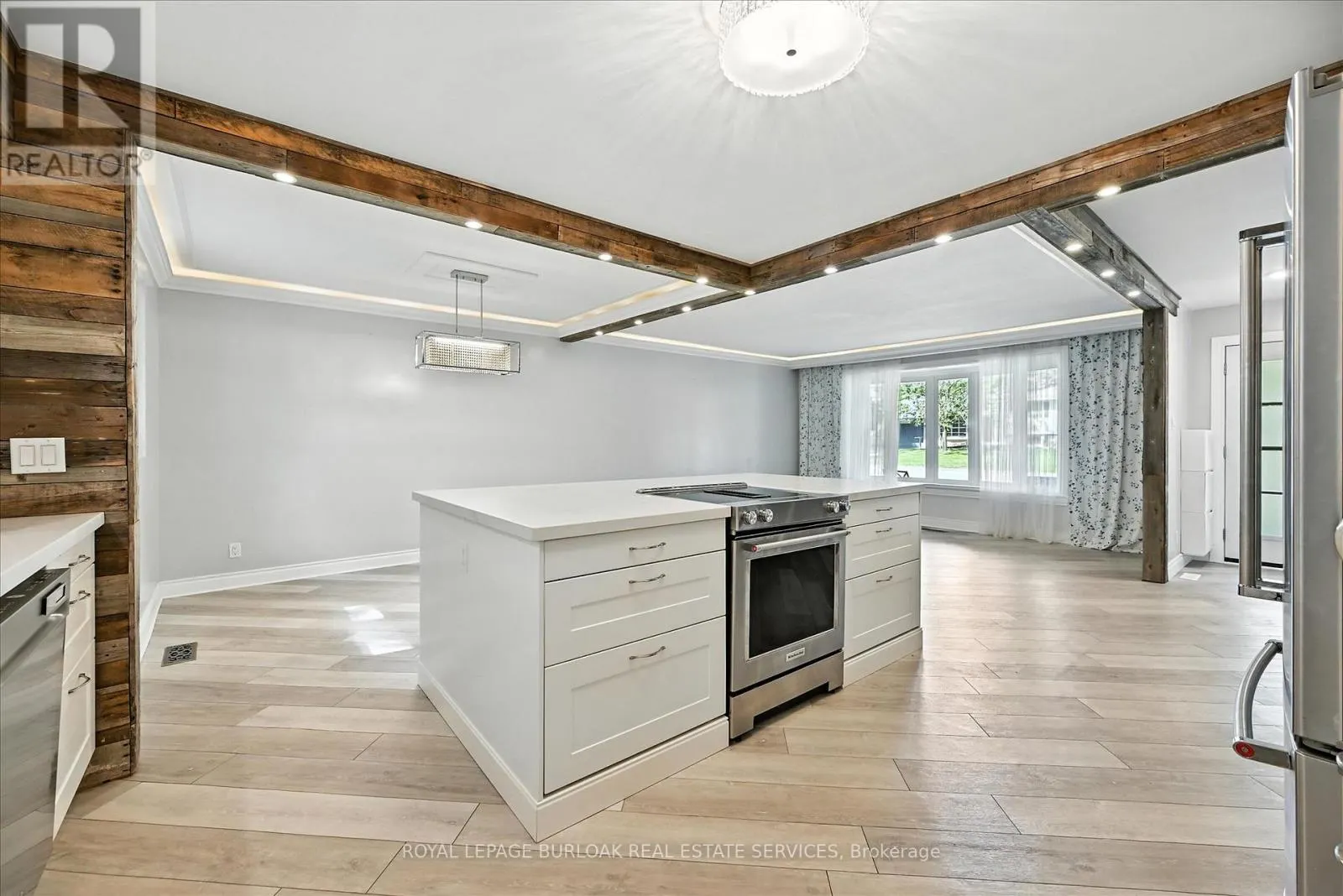 1059 MARLEY CRESCENT