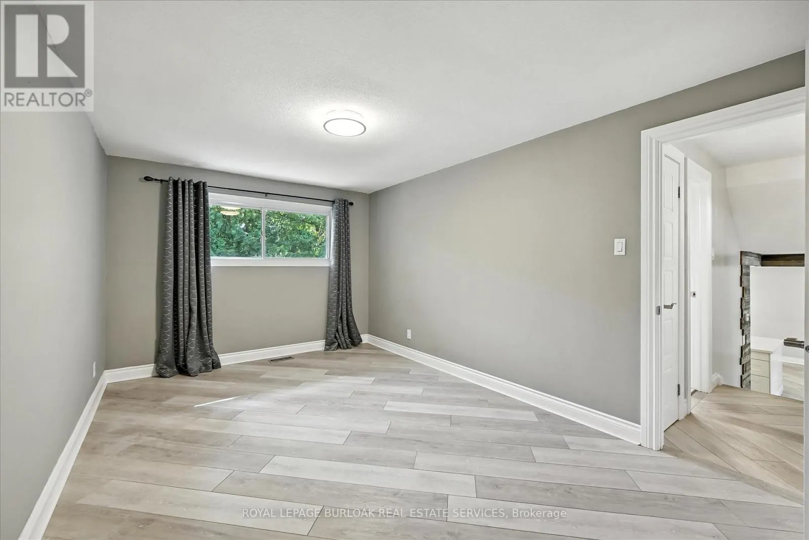 1059 MARLEY CRESCENT
