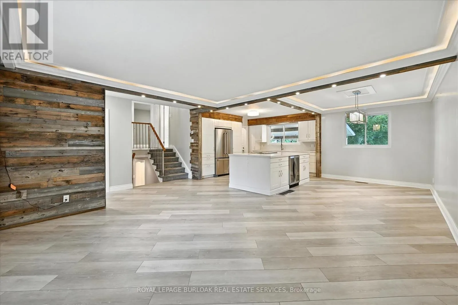 1059 MARLEY CRESCENT