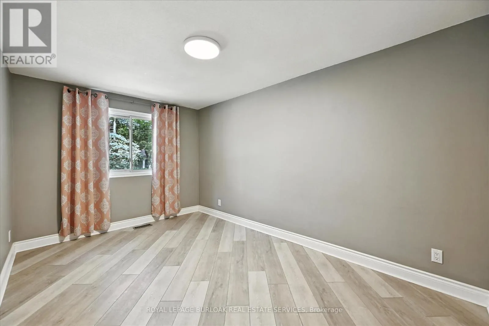1059 MARLEY CRESCENT