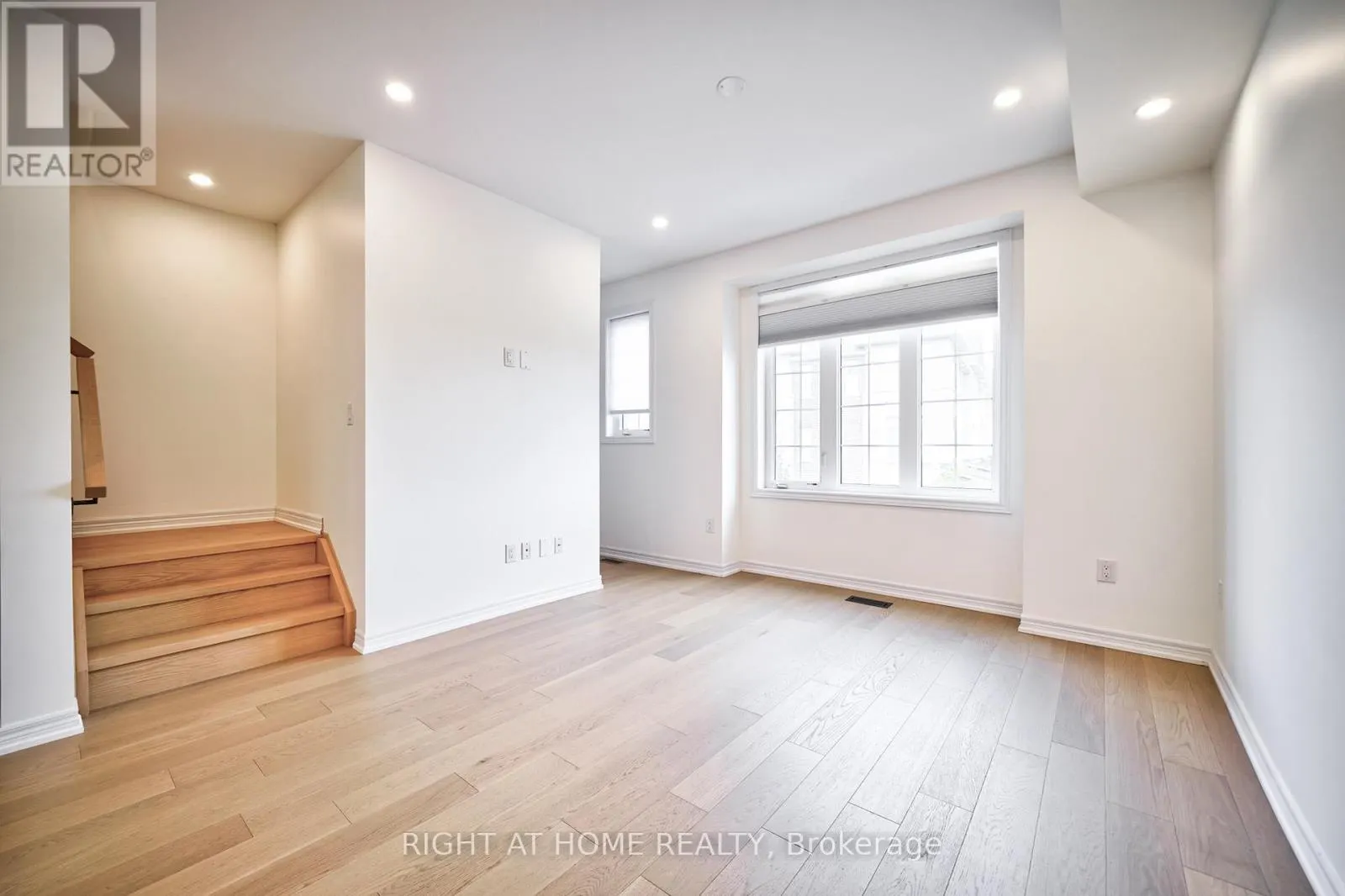 422 BELCOURT COMMON
